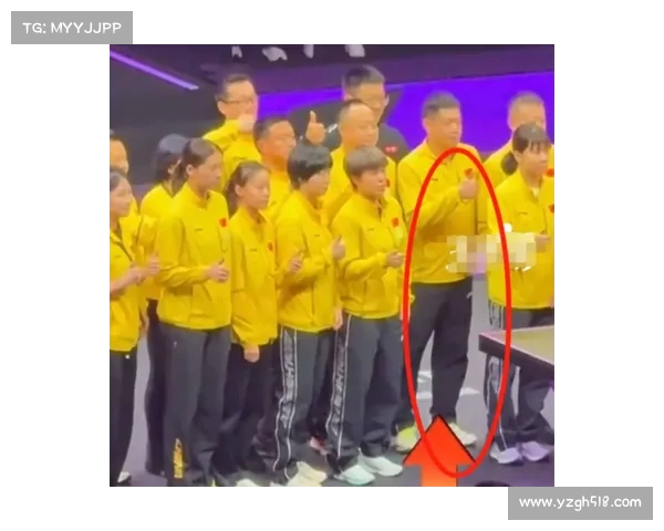 王曼昱退赛后首次亮相与队医同行举动引关注无缘世界杯之谜 王曼昱退赛后首次亮相与队医同行举动引关注无缘世界杯之谜